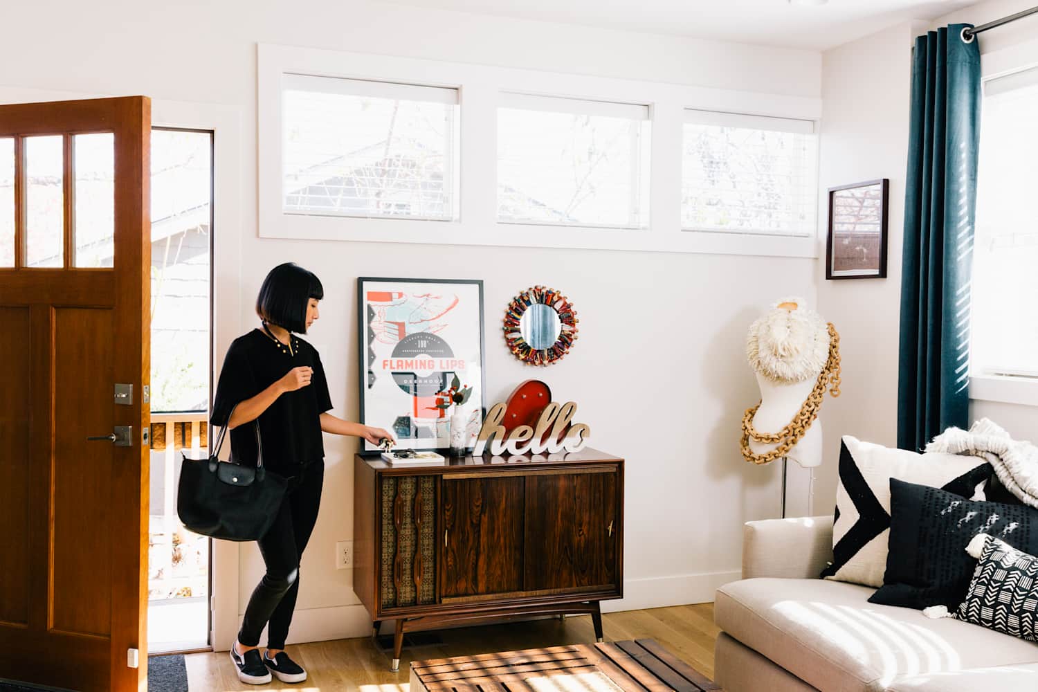 House Tour: A Designer's Modern Blend in Denver | Apartment Therapy - Modern Apartment Renovation Denver