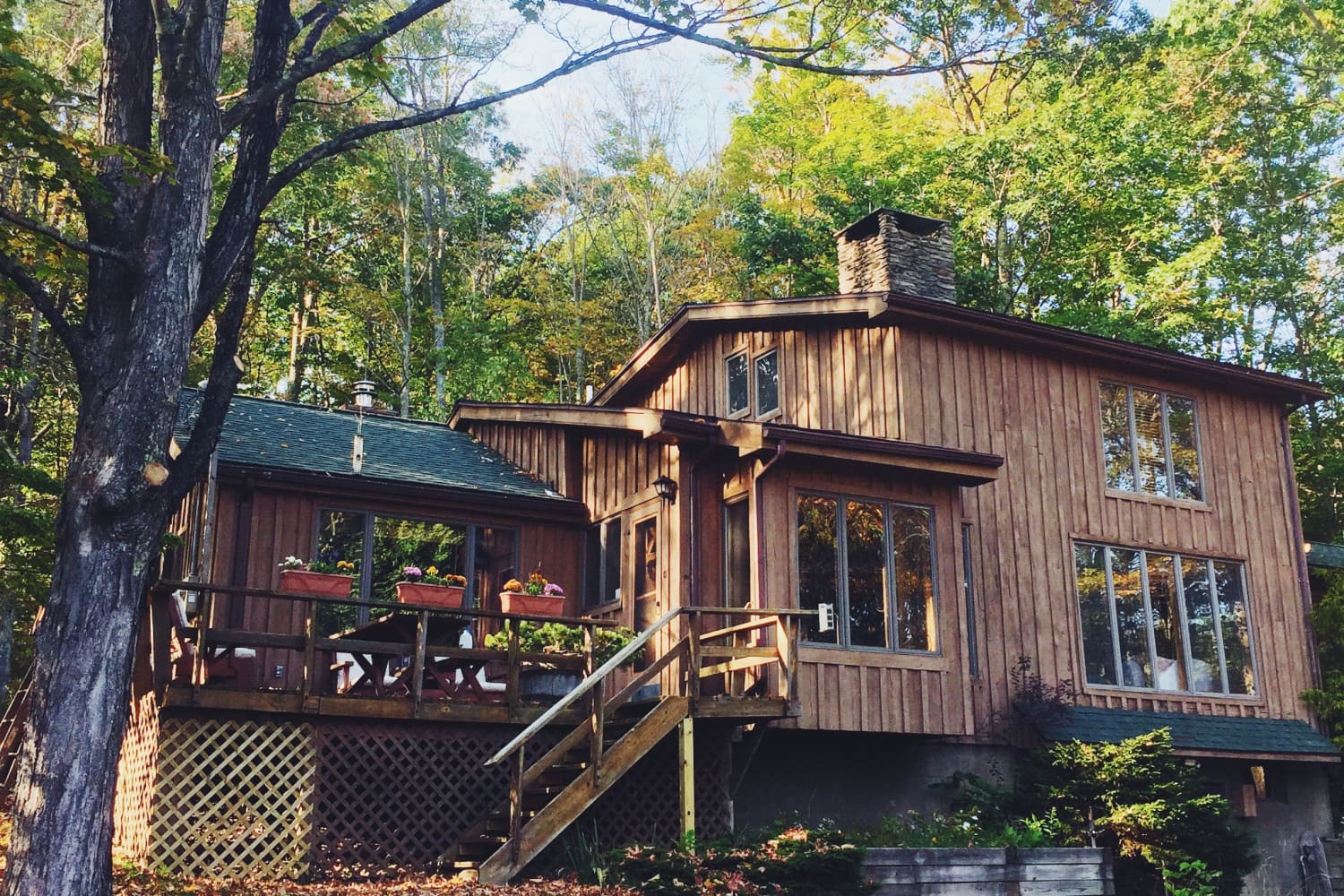 A 1970s Retro Modern Cabin in the Catskills Apartment Therapy