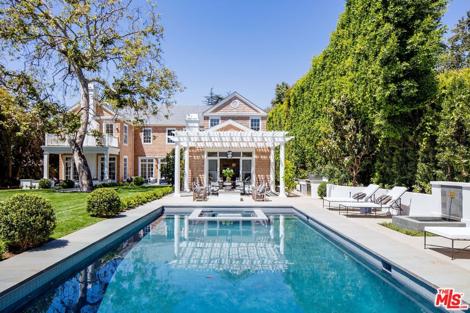 Lindsey Buckingham Fleetwood Mac Brentwood House Photos | Apartment Therapy