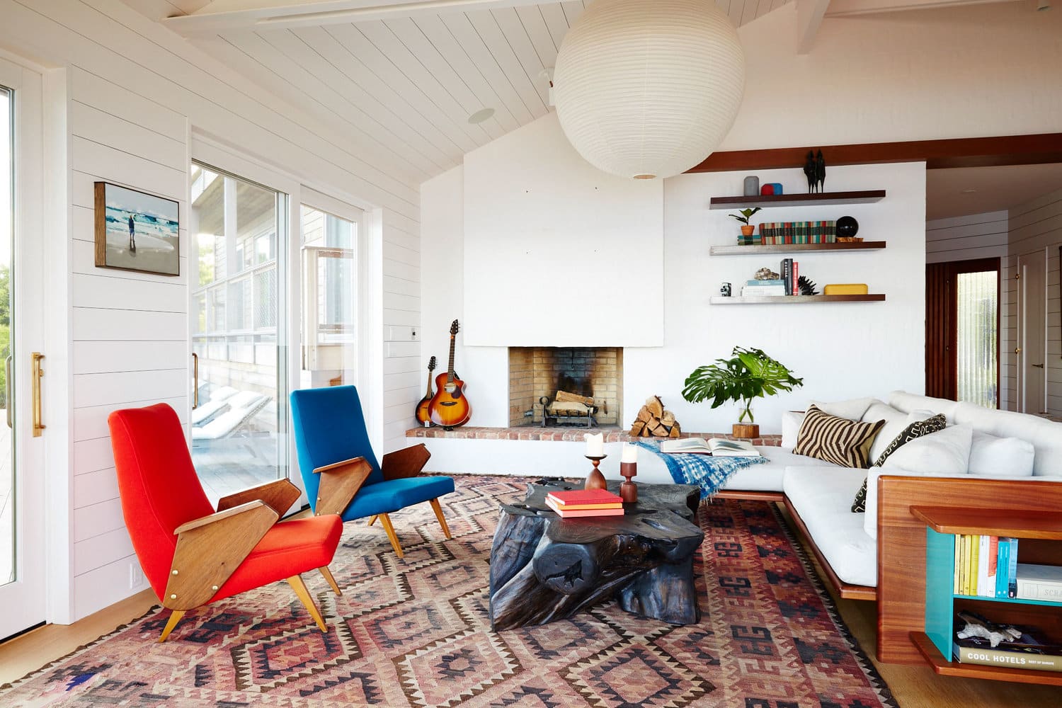 Red and Blue Room Design Ideas - Red and Blue Decor | Apartment Therapy