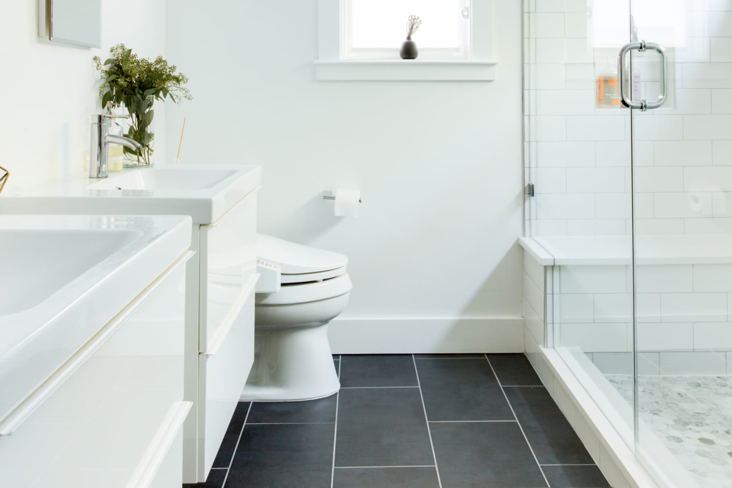 Bathroom Caulk - How Often Should You Replace? | Apartment Therapy