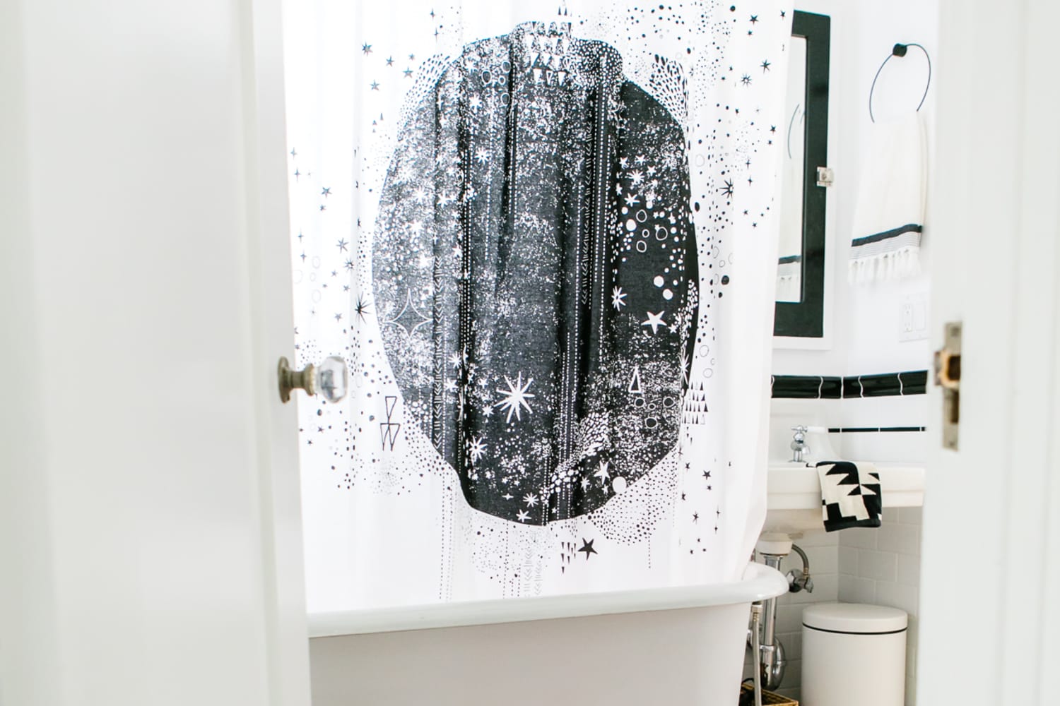 How to Keep Your Shower Curtain Liner from Sticking to You Apartment Therapy