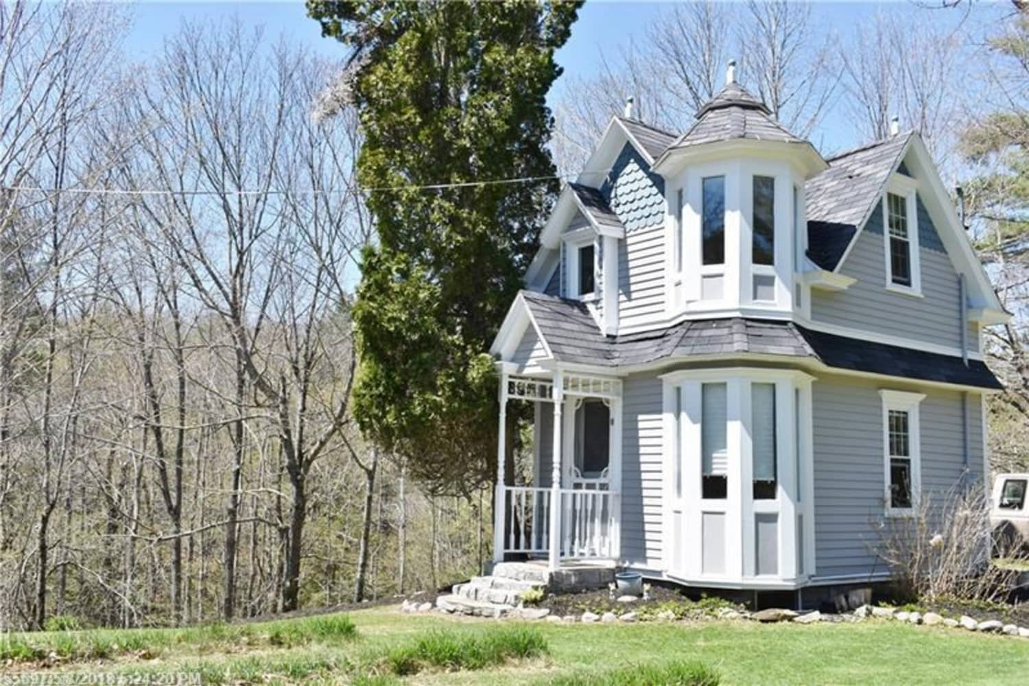Victorian Tiny House In Maine for Sale Photos Apartment Therapy