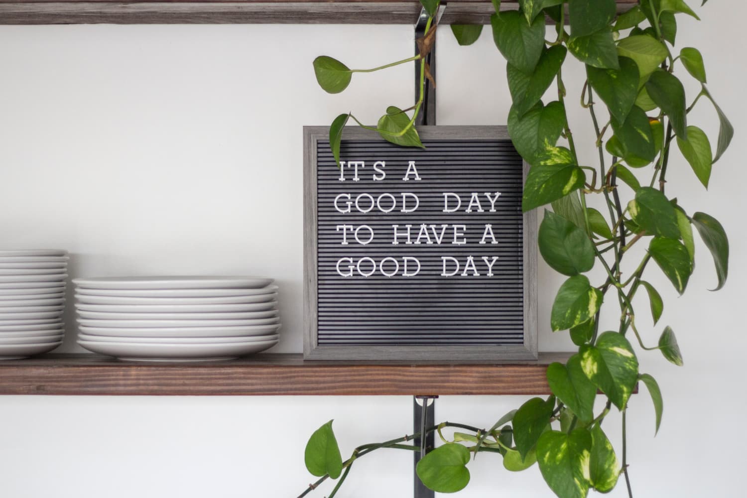 Letter Board Trend Quotes, Decor Ideas Apartment Therapy