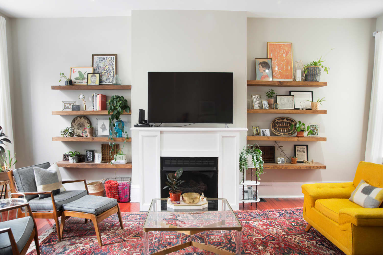 How to Decorate Floating Shelves Floating Shelf Ideas Apartment Therapy