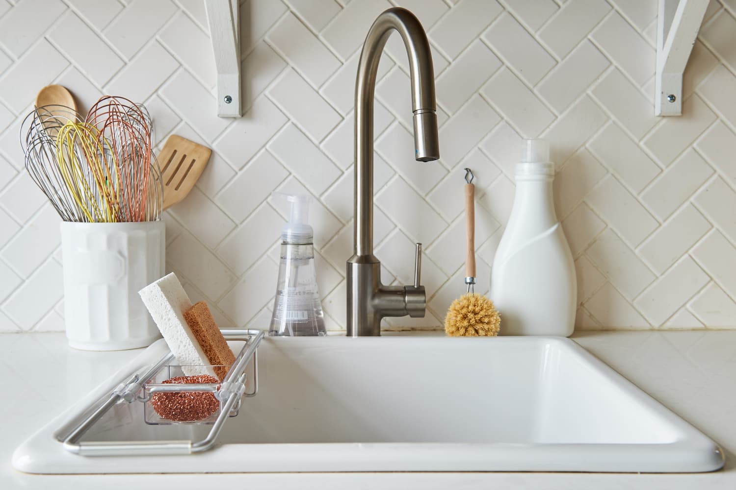 DishWashing Tips from People Who Hate Doing Dishes Apartment Therapy