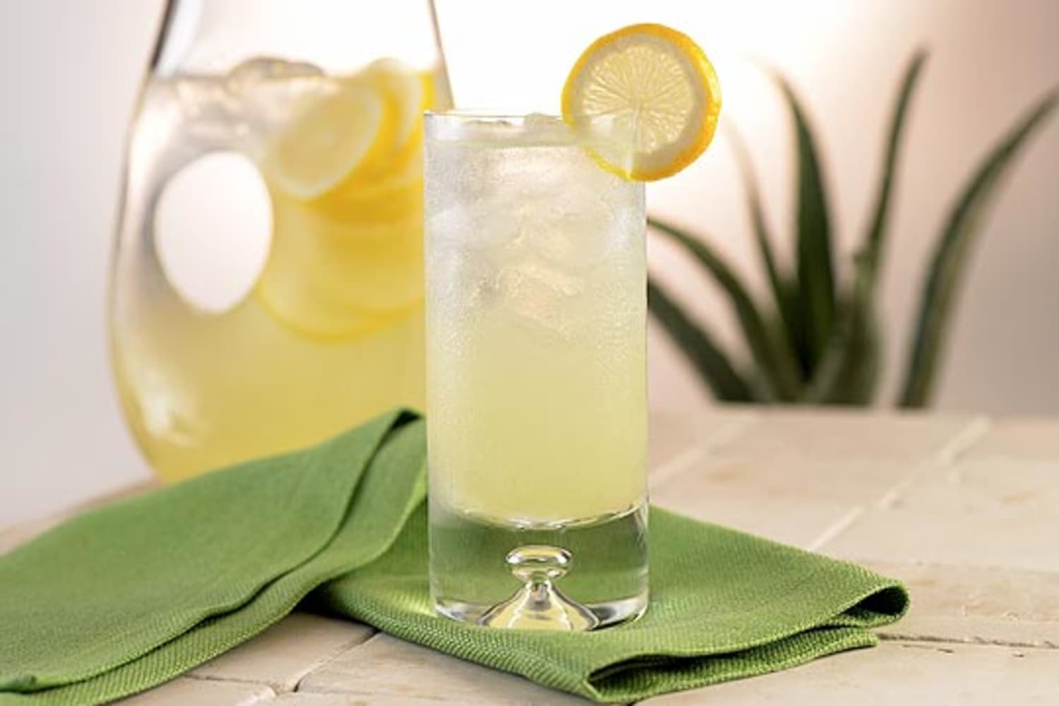 Limoncello! Limonada with Limoncello and Tequila The Kitchn