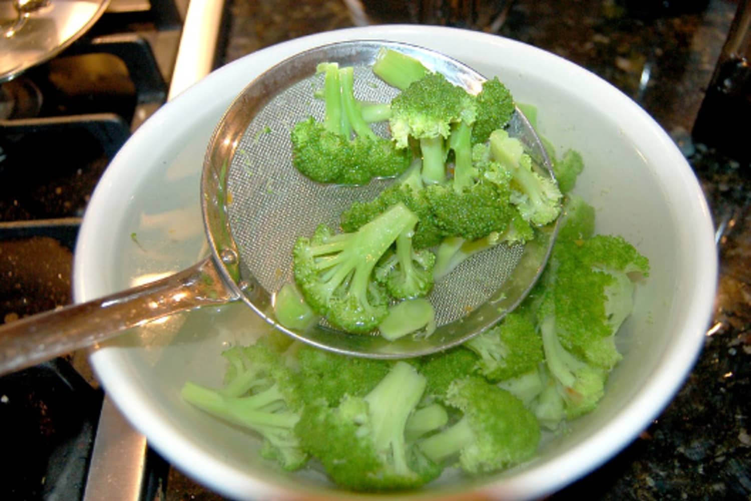 Blanching Veggies with the Lid On or Off Does It Make a Difference