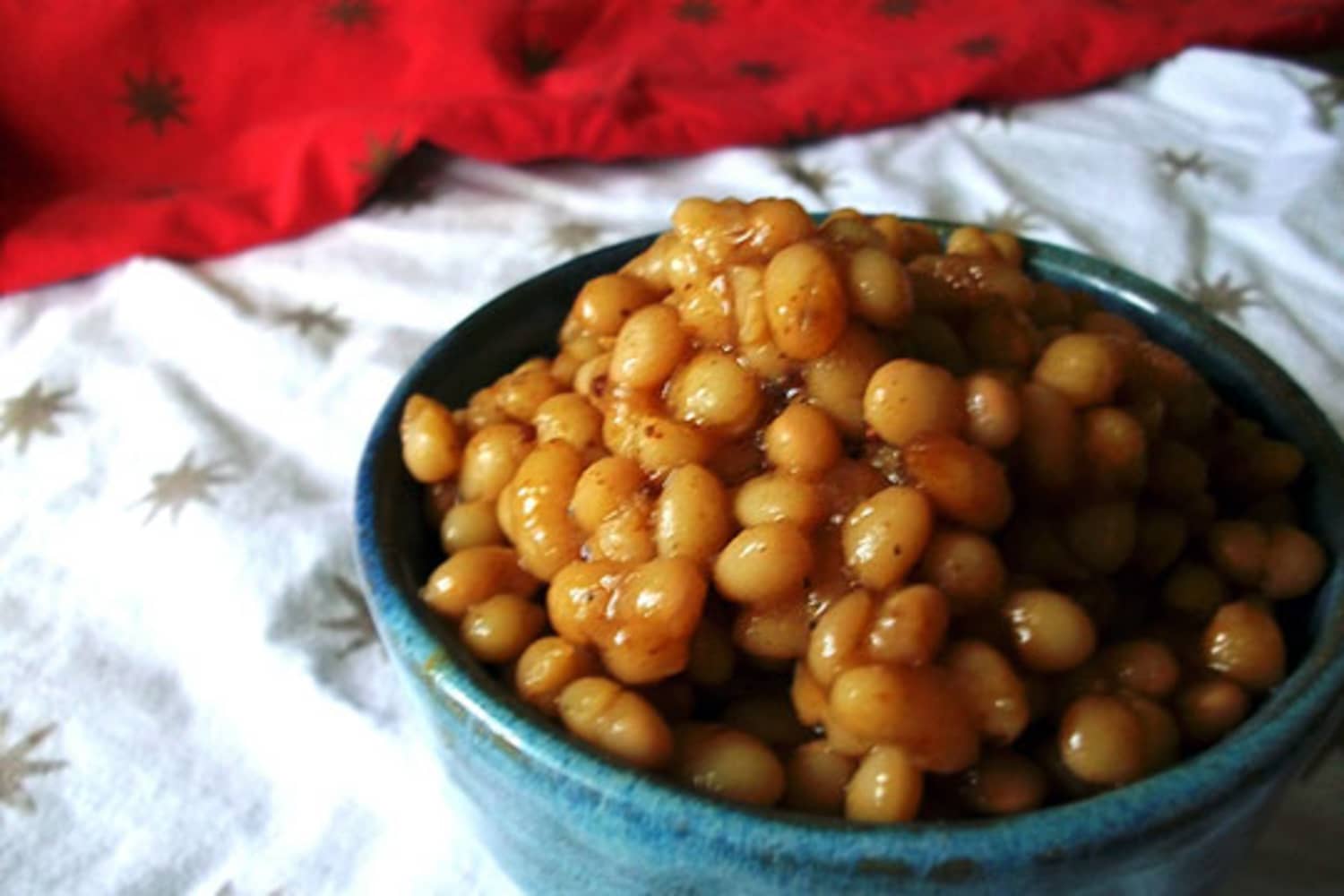 Quebecois Feves au Lard, or Maple Baked Beans Guest Post from Diana of