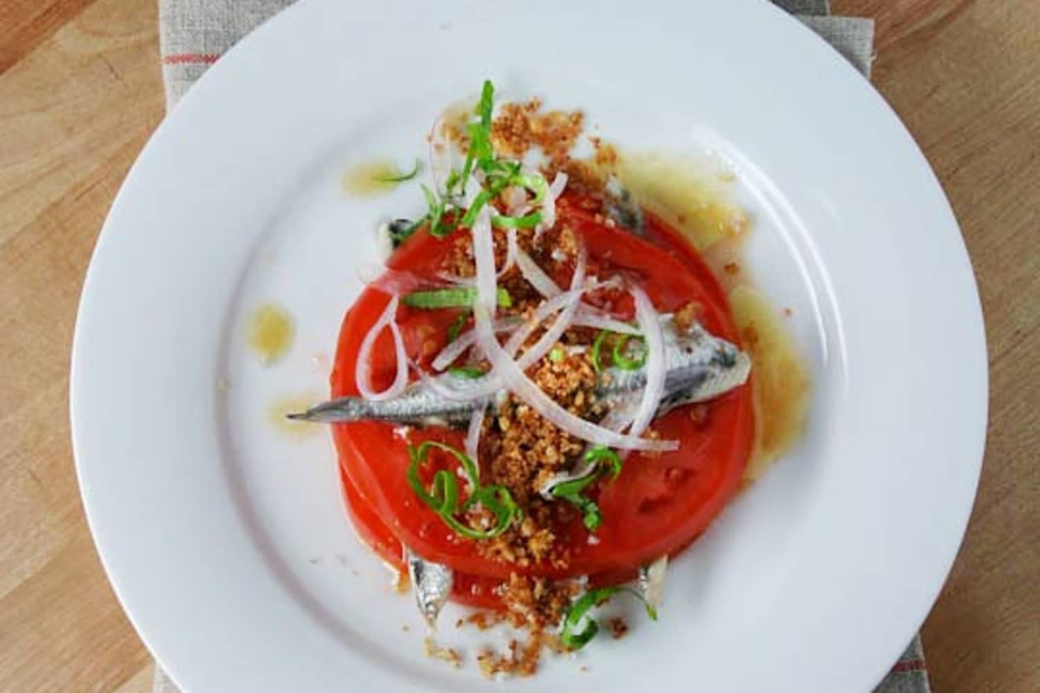 Recipe Tomato & Anchovies with Bread Crumbs, Basil & Red Onion The Kitchn