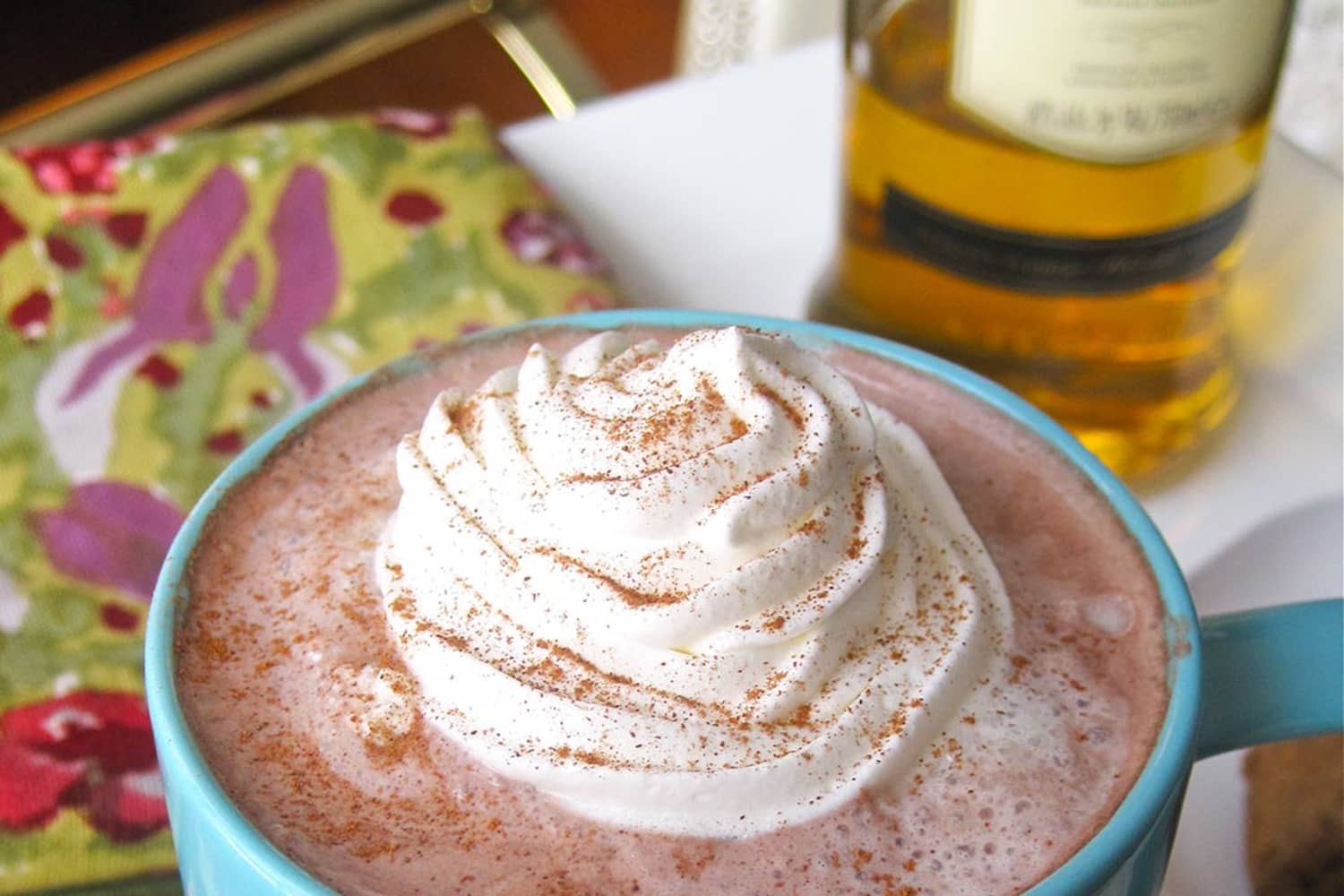 Whiskey Hot Chocolate Recipe (Rich and Comforting) The Kitchn