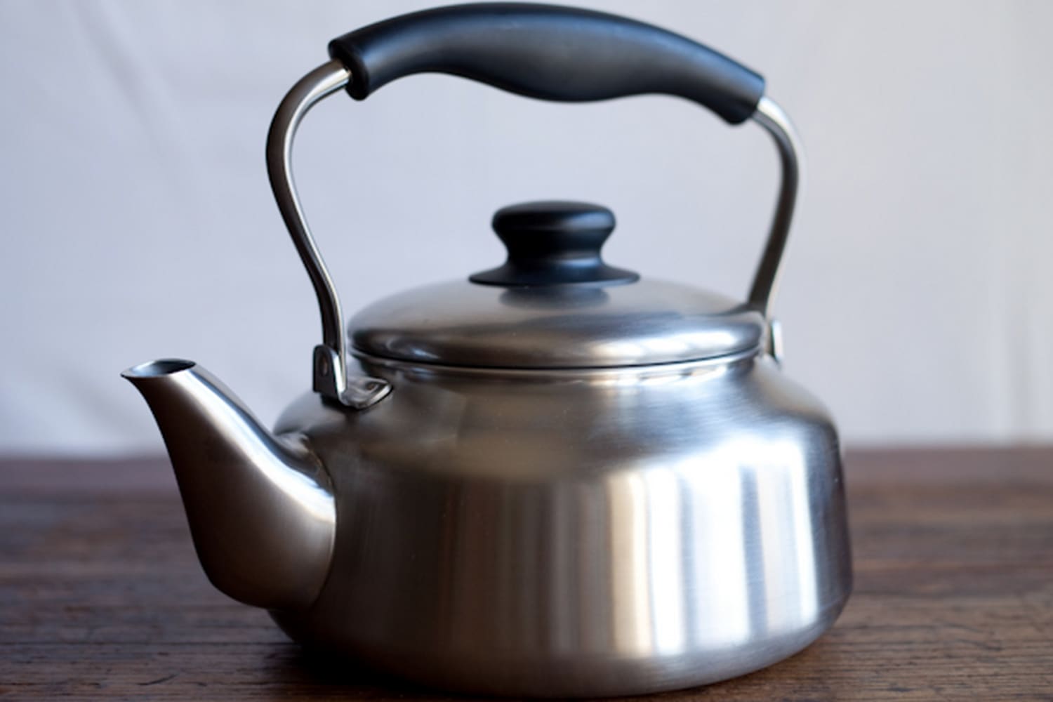 10 Timeless Tea Kettles The Kitchn