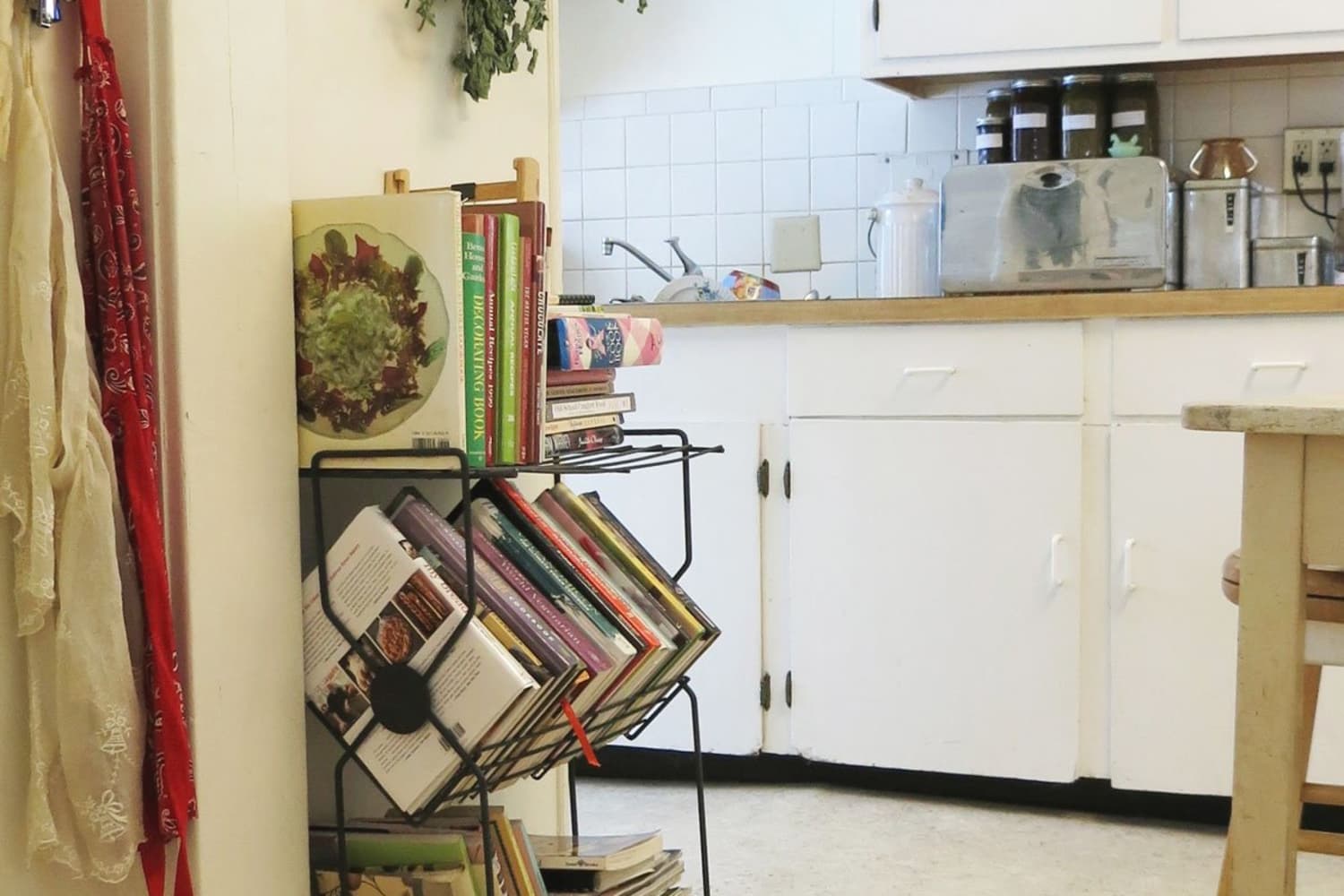 5 Vintage Book Racks For Your Cookbooks | The Kitchn