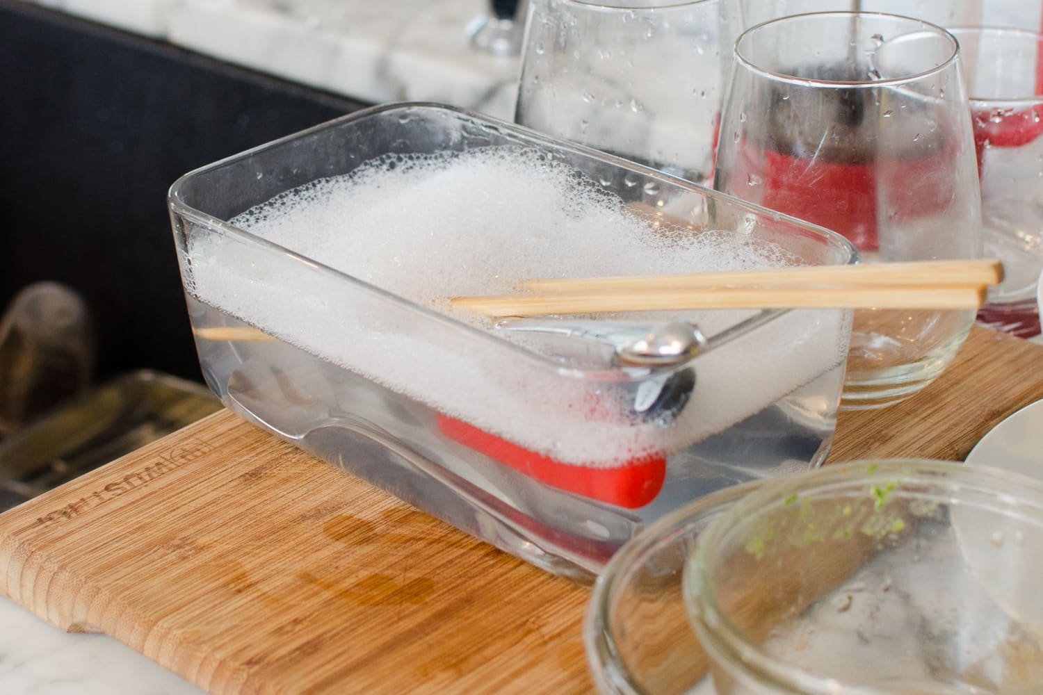 Water dishes top