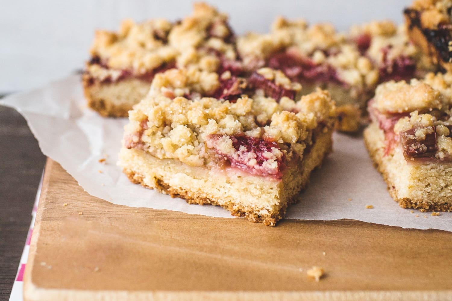 Recipe StrawberryRhubarb Streusel Bars The Kitchn