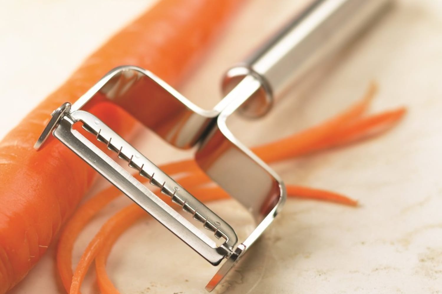 A Sturdy Julienne Peeler for Veggie Ribbons and Noodles The Kitchn