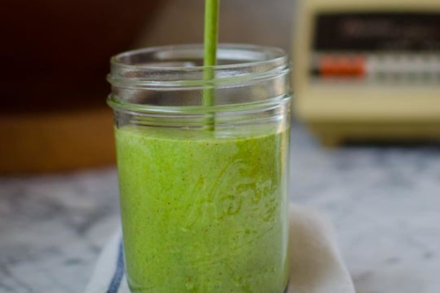 What’s the Difference Between Juices and Smoothies? The Kitchn