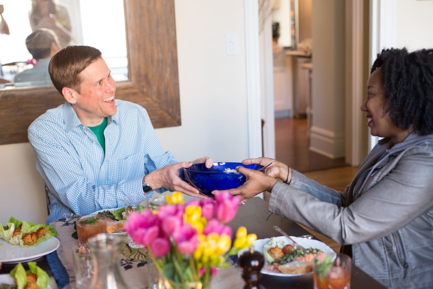5 Things You Don’t Have to Do for Dinner Guests on Weeknights | The Kitchn