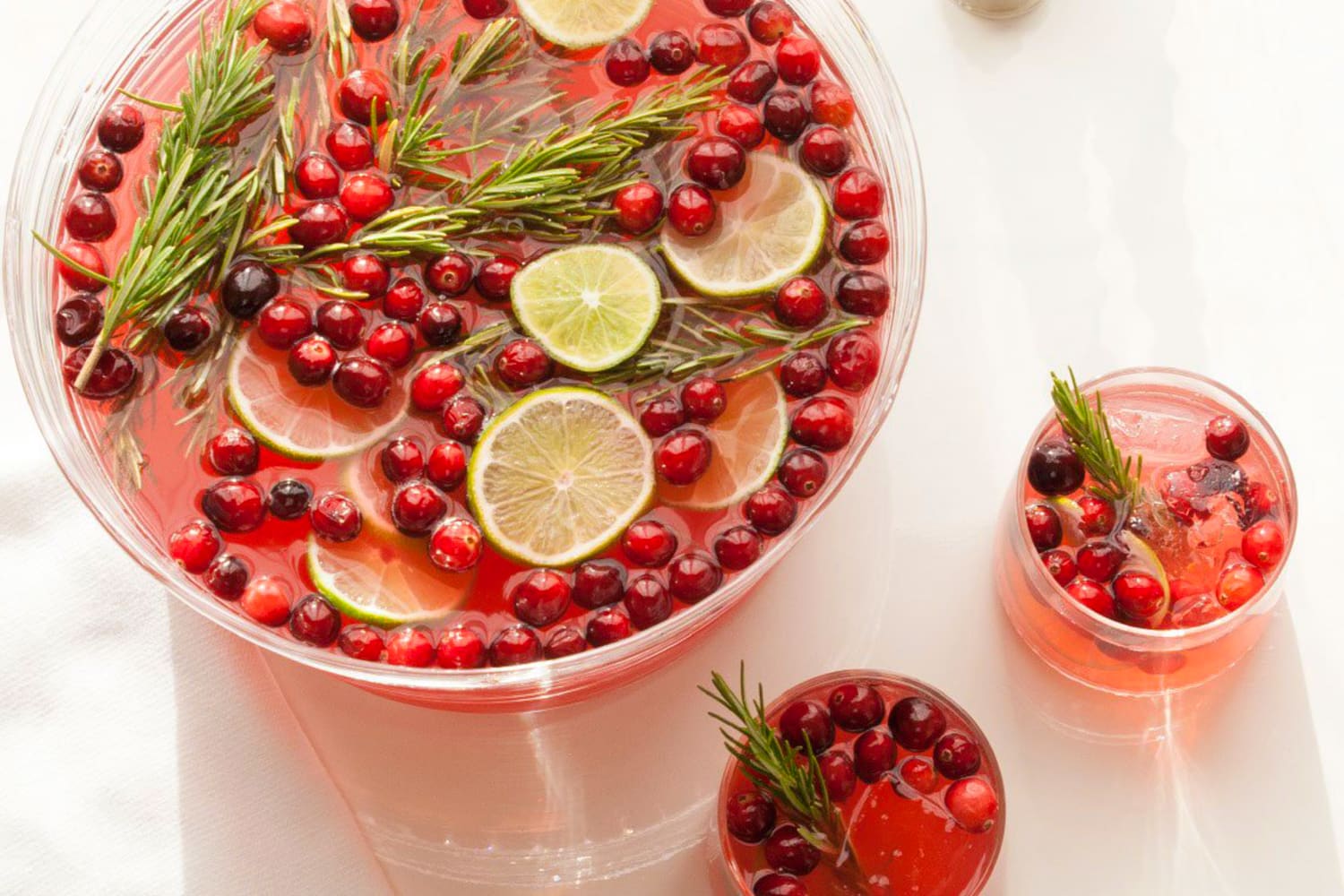 17-bubbly-cocktail-recipes-to-celebrate-the-new-year-the-kitchn