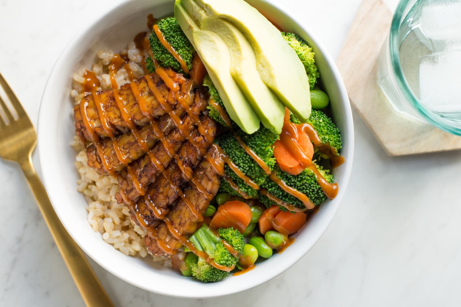 Recipe Spicy Peanut Tempeh Bowl The Kitchn