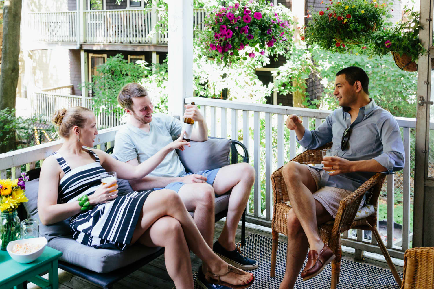 7 Ways to Be a More Hospitable Host to NonDrinkers The Kitchn