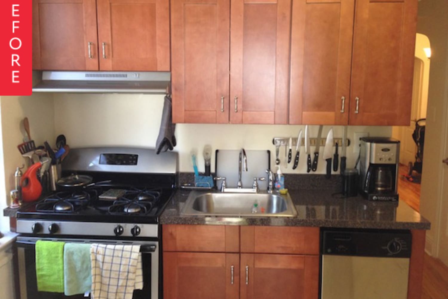 This Builder-Basic Kitchen Got Smart (And Easy) Updates | The Kitchn
