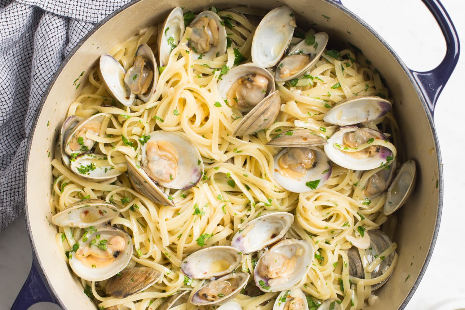 Linguine with Clams Easy One Pot Pasta Recipe Kitchn