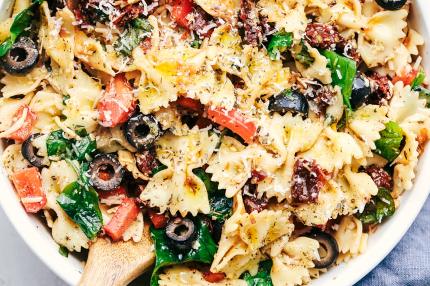 Tuscan Pasta Salad The Recipe Critic The Kitchn