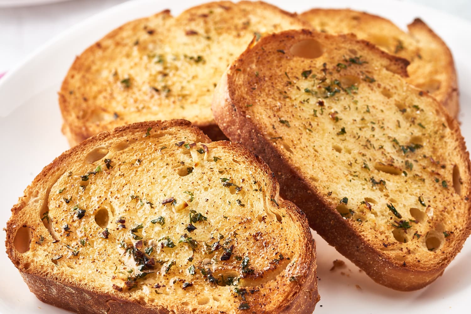 Texas Toast Recipe (Garlicky and Buttery) The Kitchn