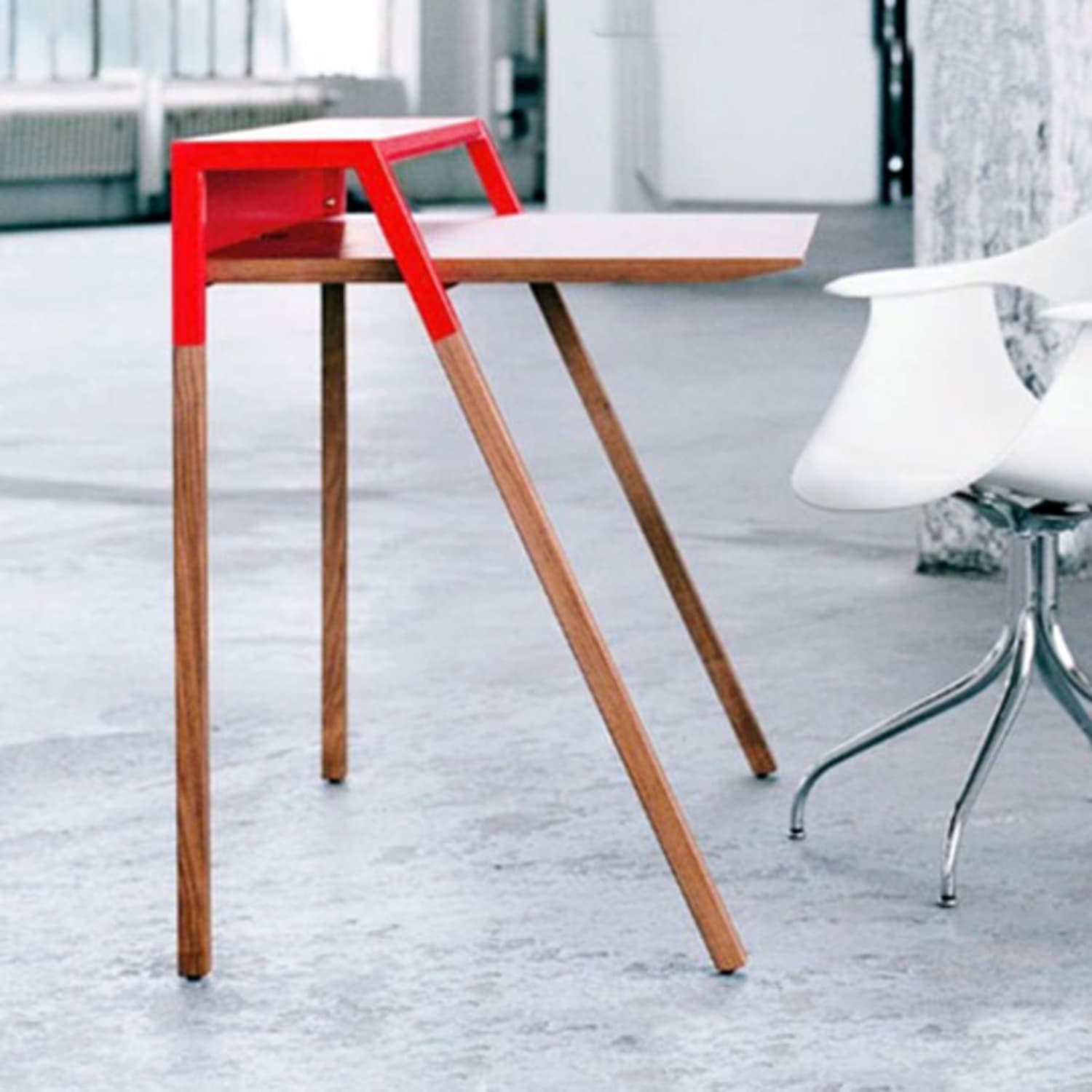 Cant Desk By Blu Dot Apartment Therapy