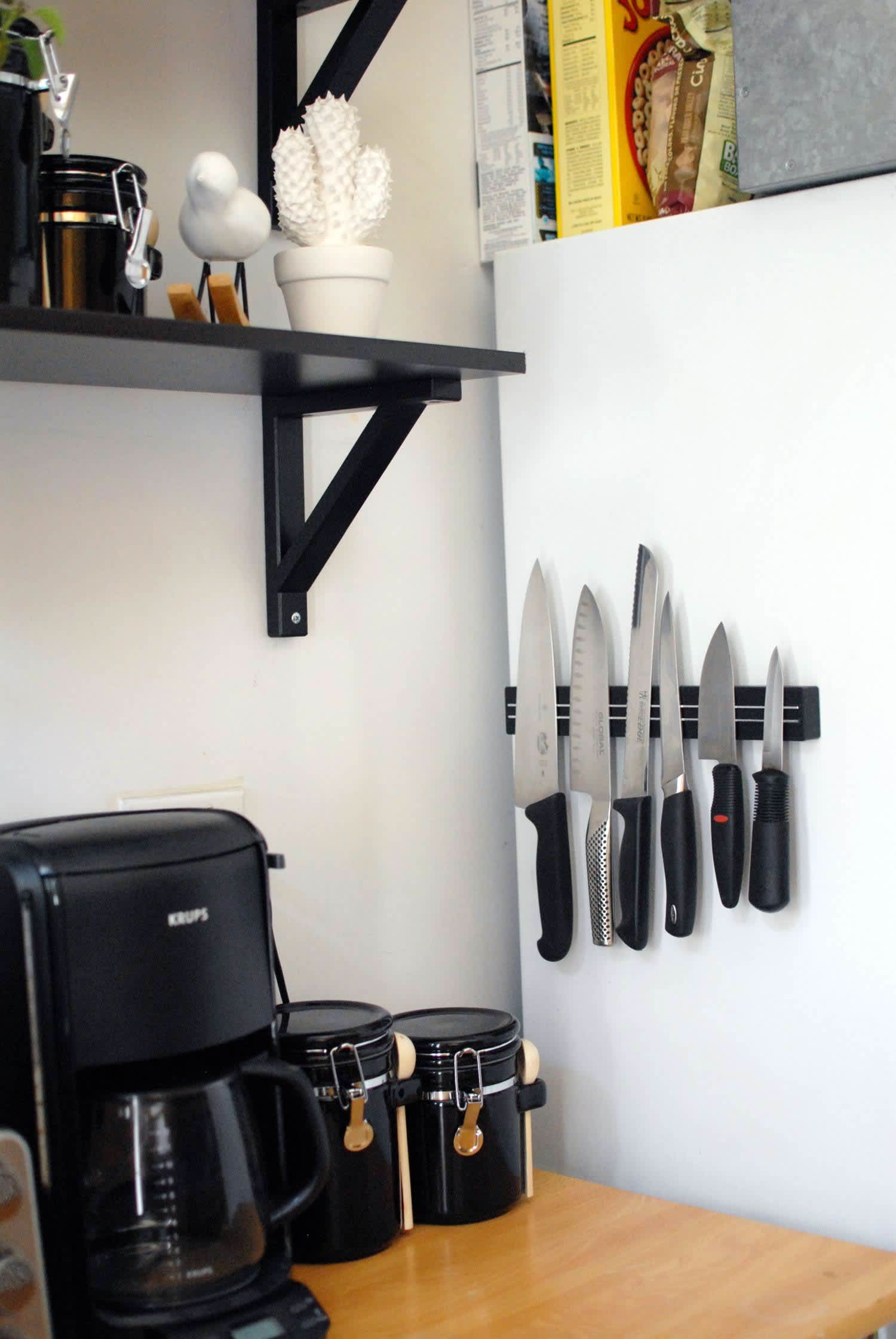 Small Space Kitchen Tip Use A Double Magnetic Knife Holder Apartment Therapy