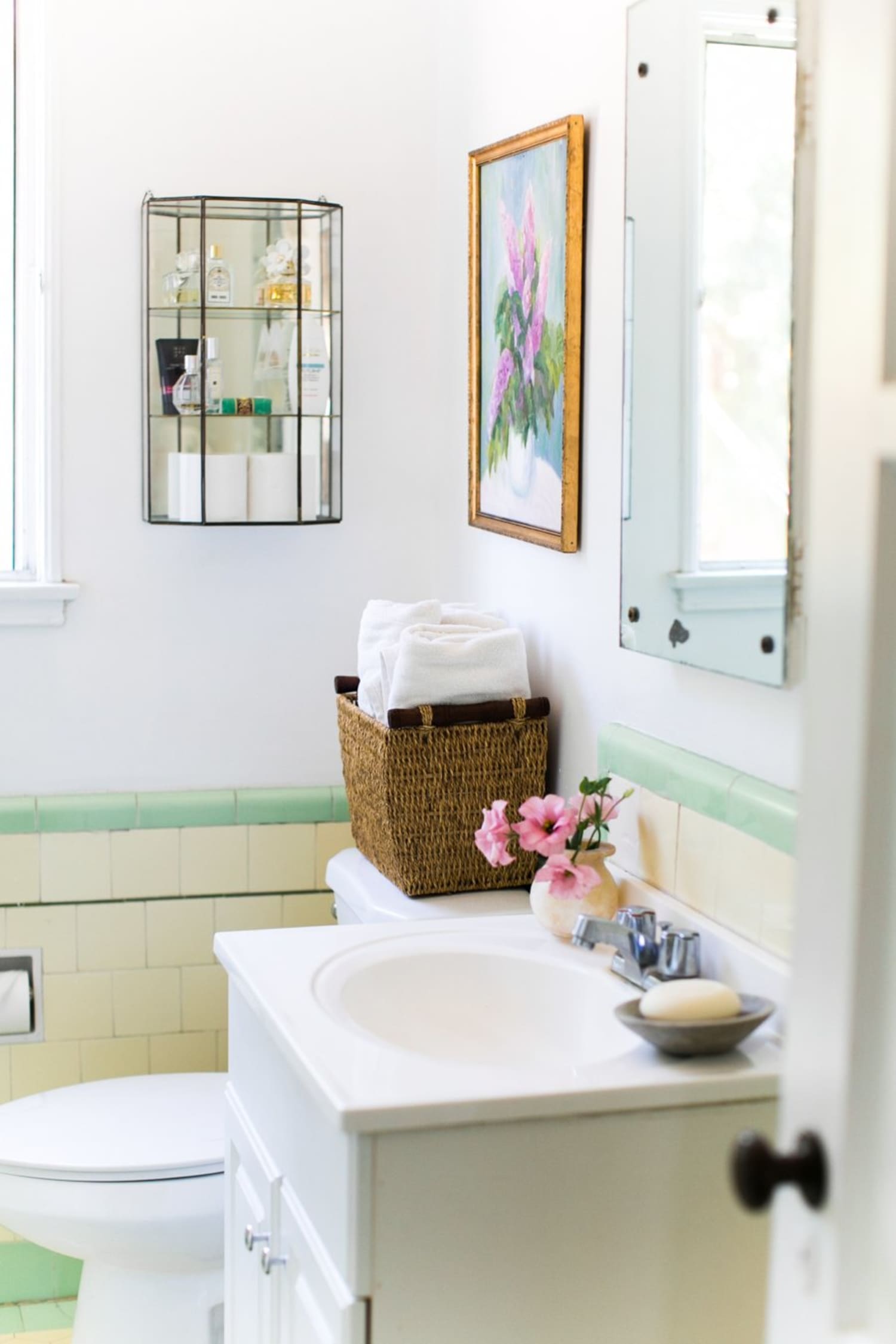 11 Essential Organizing Products For A Small Bathroom Apartment