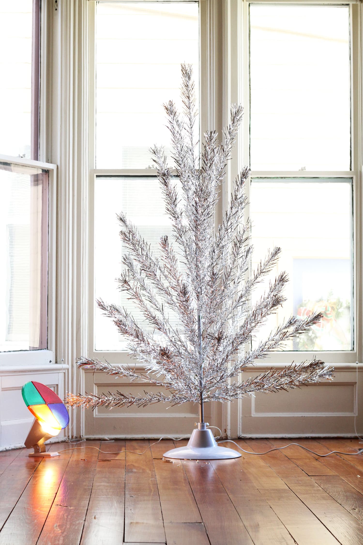 Get Rid of Christmas Clutter: 11 Things to Toss Right Now Get Rid of Christmas Clutter: 11 Things to Toss Right Now