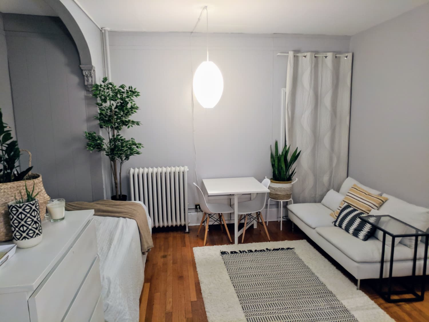 Tiny Space Living in a New York Studio Apartment ...