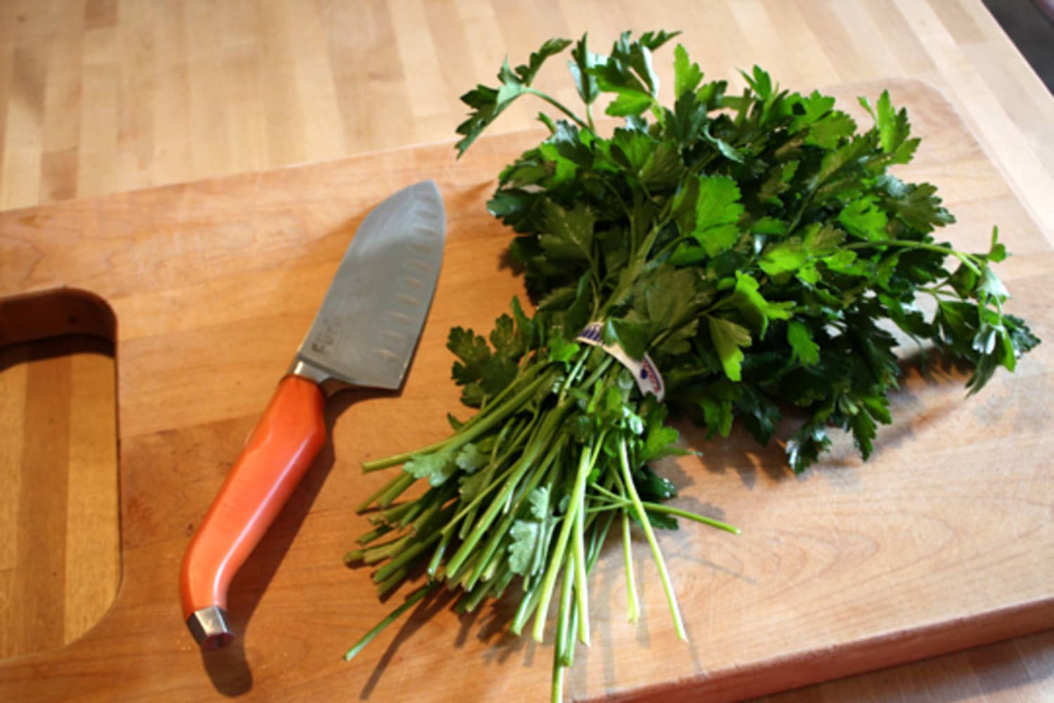 How To Chop Up A Big Bunch of Parsley or Cilantro Kitchn