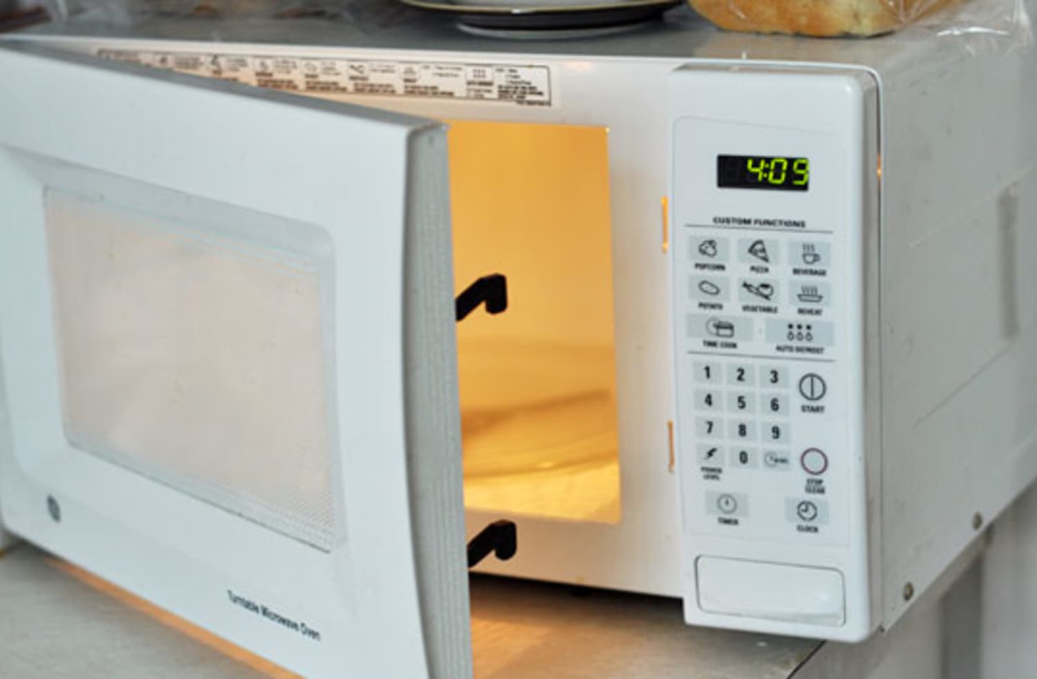 Fact or Fiction Does Cooking Vegetables in the Microwave Destroy The