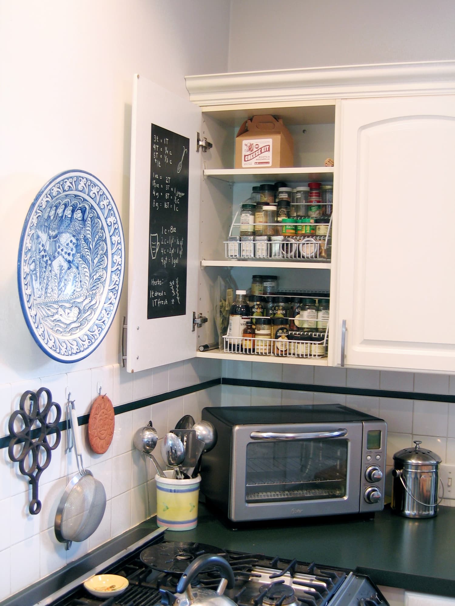 How to Store Spices in an Awkward Cabinet? Try a Pull Down ...