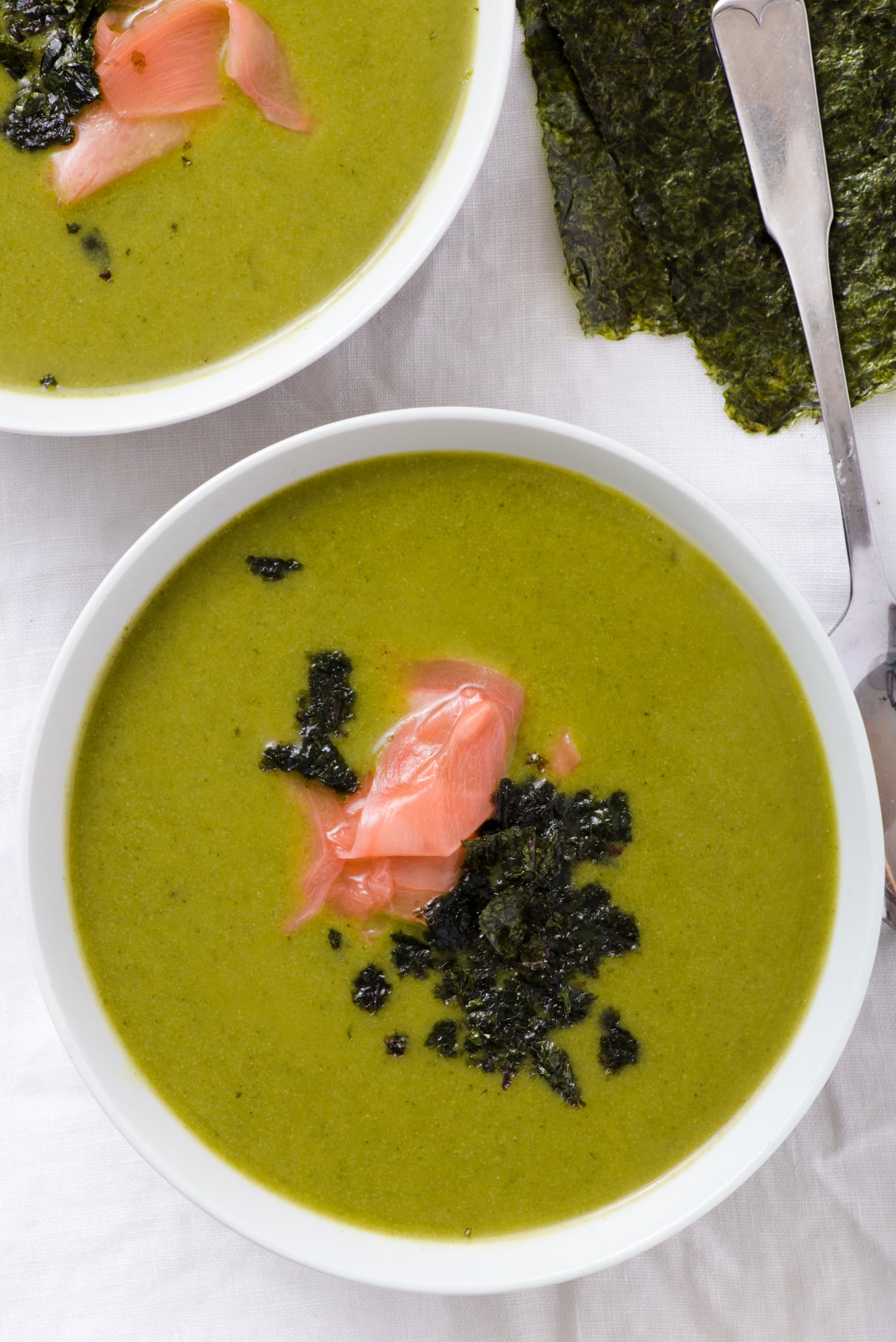 A Light Fresh Ginger Broccoli Soup