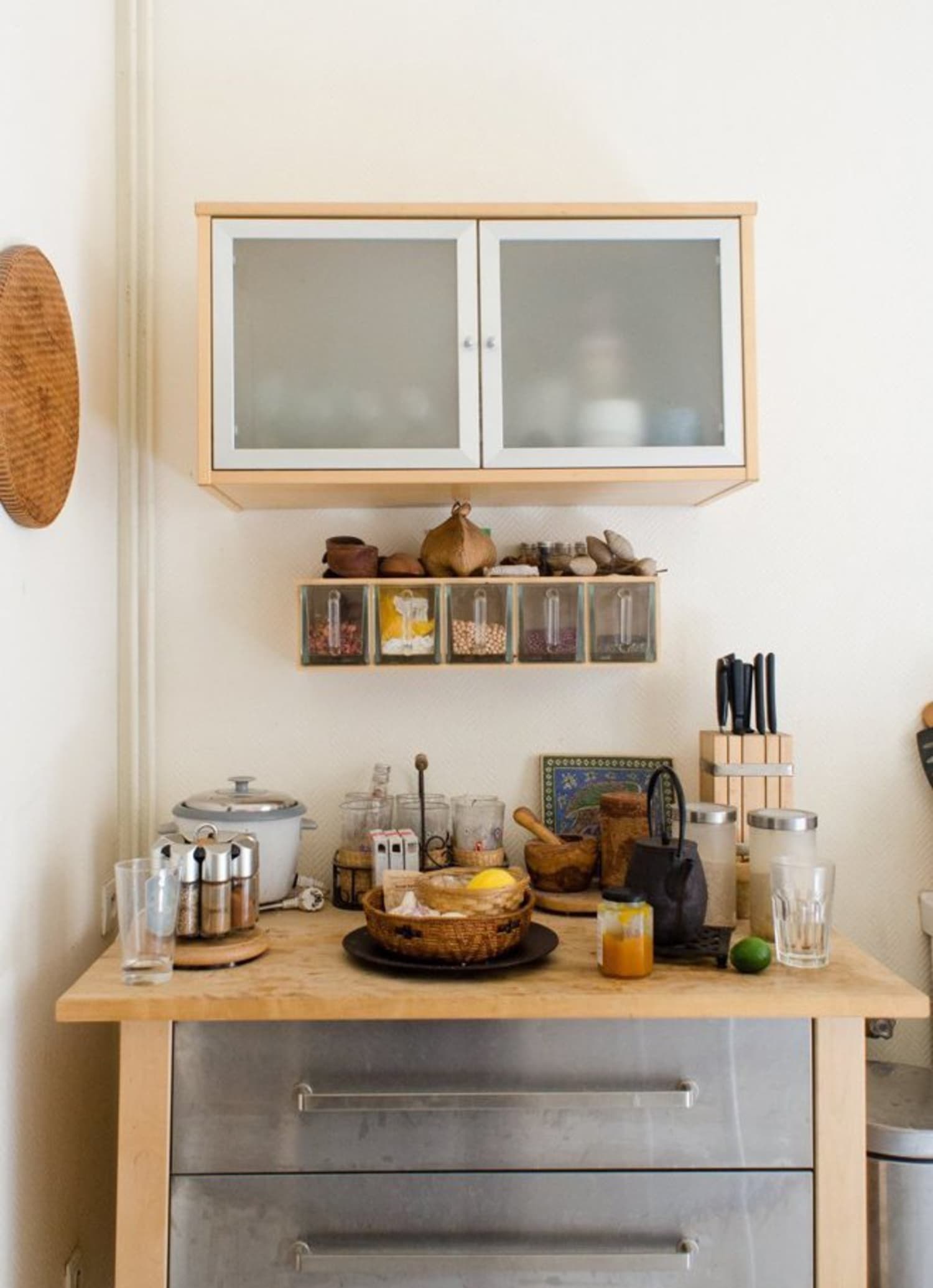  Setting  Up  Home  5 Ways to Make a Lovely Kitchen  