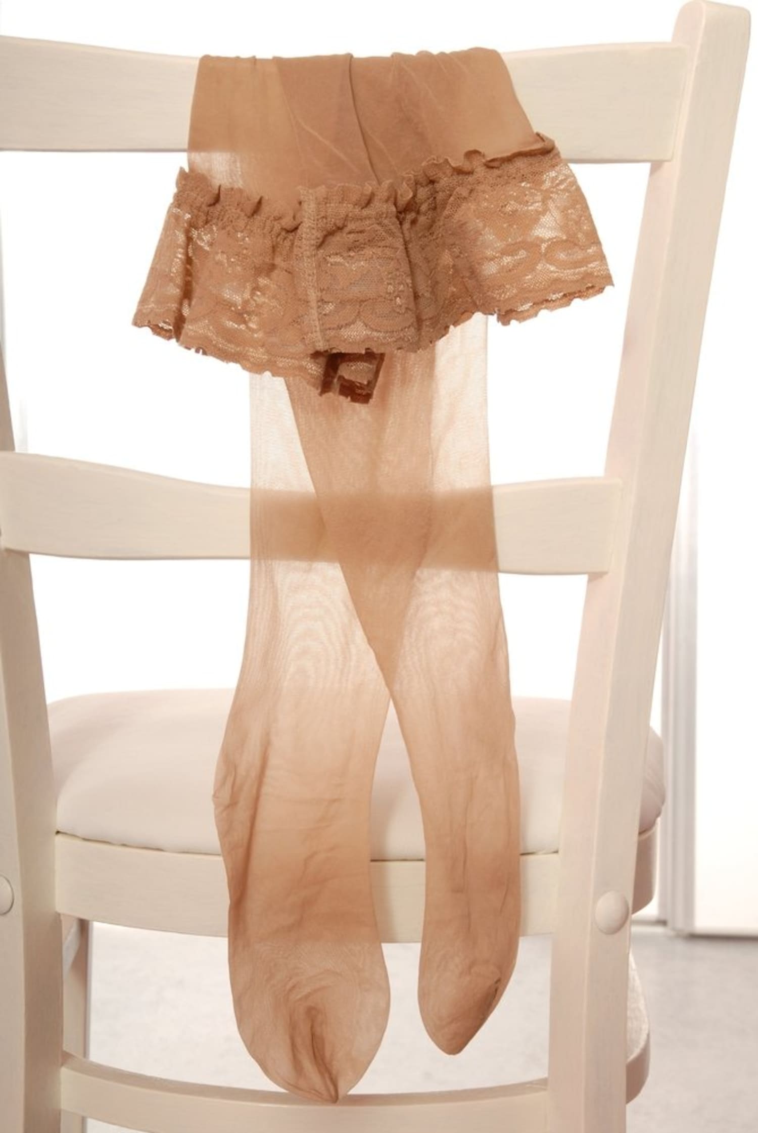 20 Interesting Household Uses for Old Pantyhose & Stockings Apartment