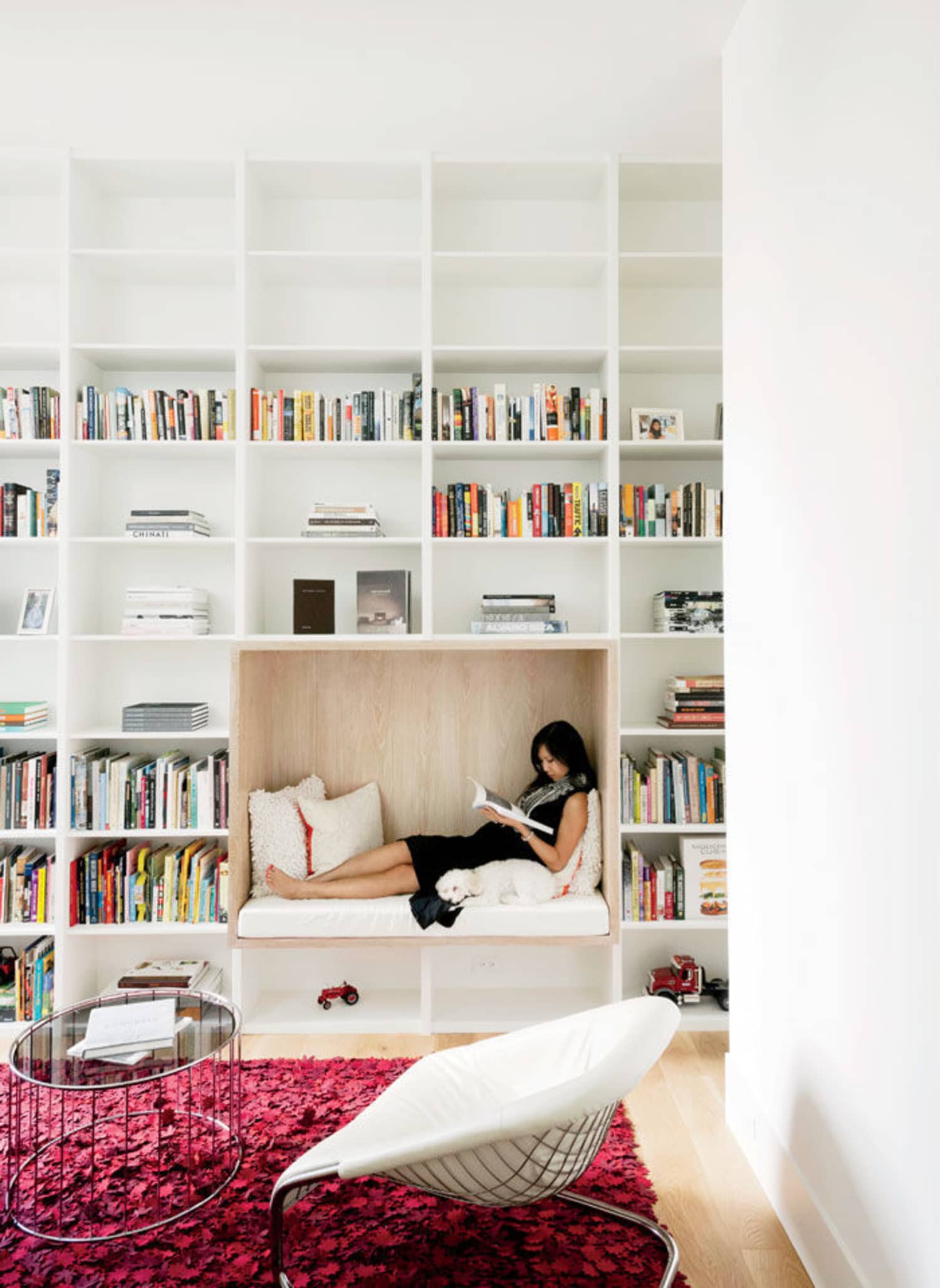 16 Cozy Reading Nooks and Window Seats Apartment Therapy