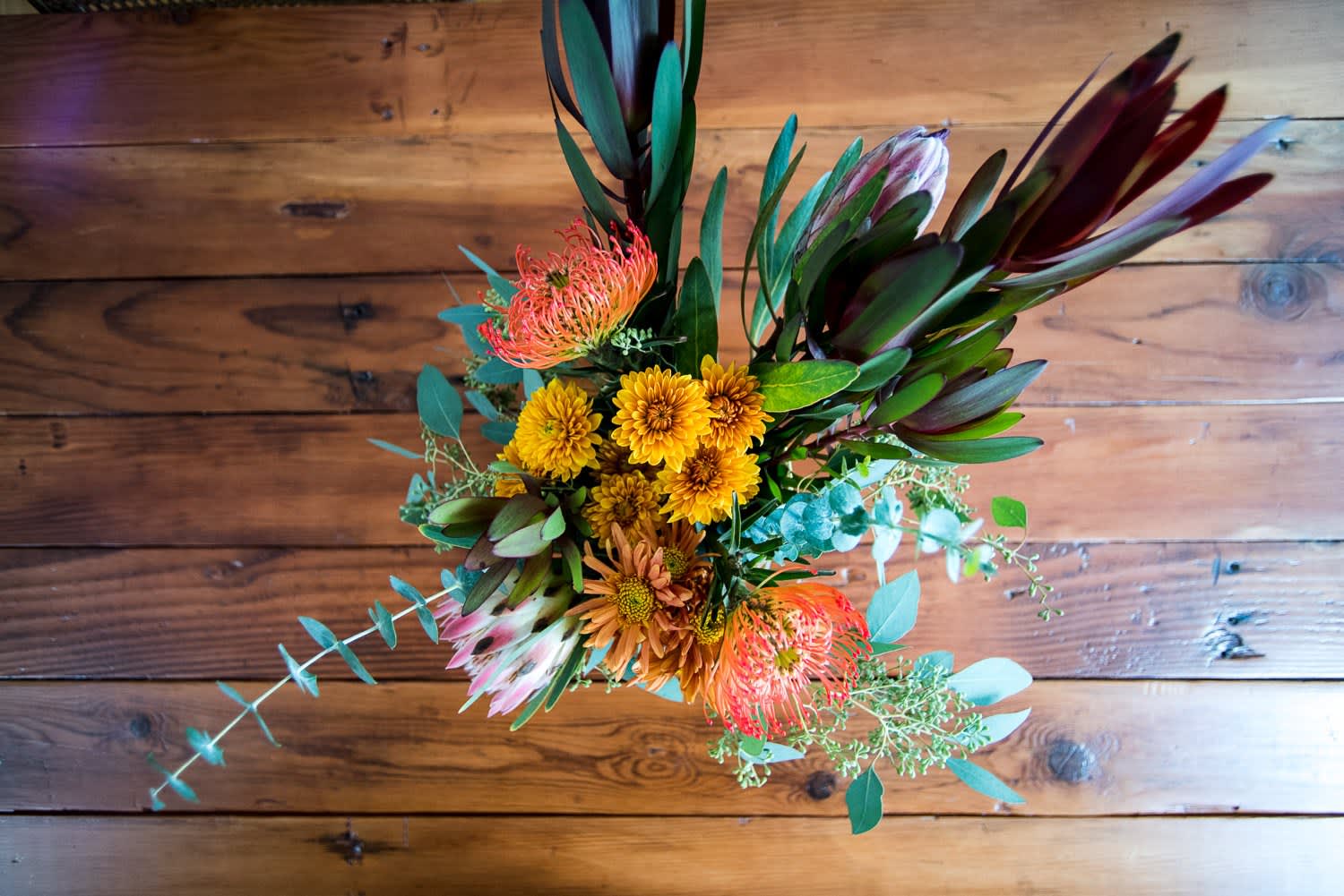 The Best FlowerArranging Tricks & Tutorials Apartment Therapy