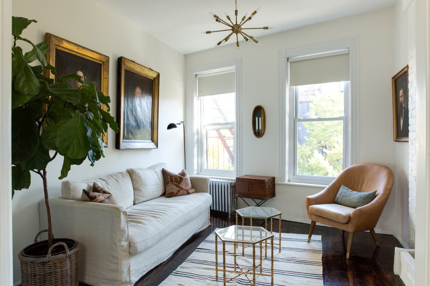 House Tour: NYC Railroad Apartment Design Solutions | Apartment Therapy