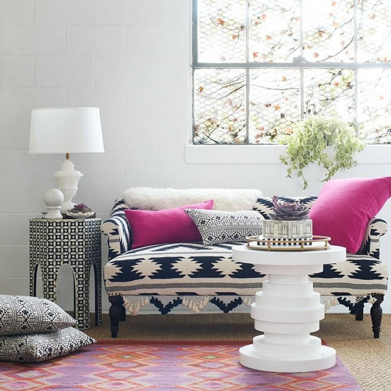 10 Rooms With Modern, Patterned Sofas Apartment Therapy