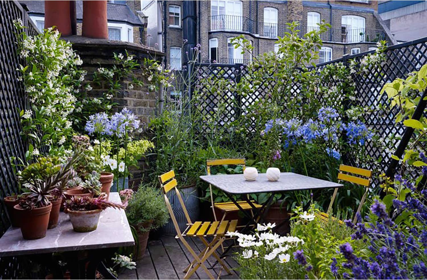 Design Ideas: Beautiful Small Gardens and Yards | Apartment Therapy