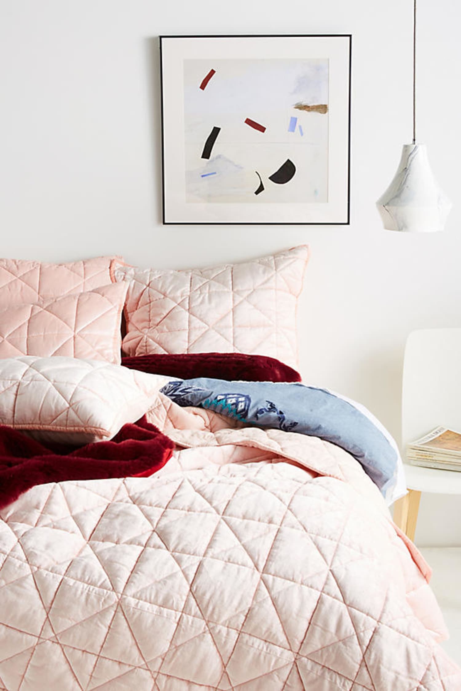 Our Editors’ Picks for Black Friday Deals for the Bedroom Apartment Therapy