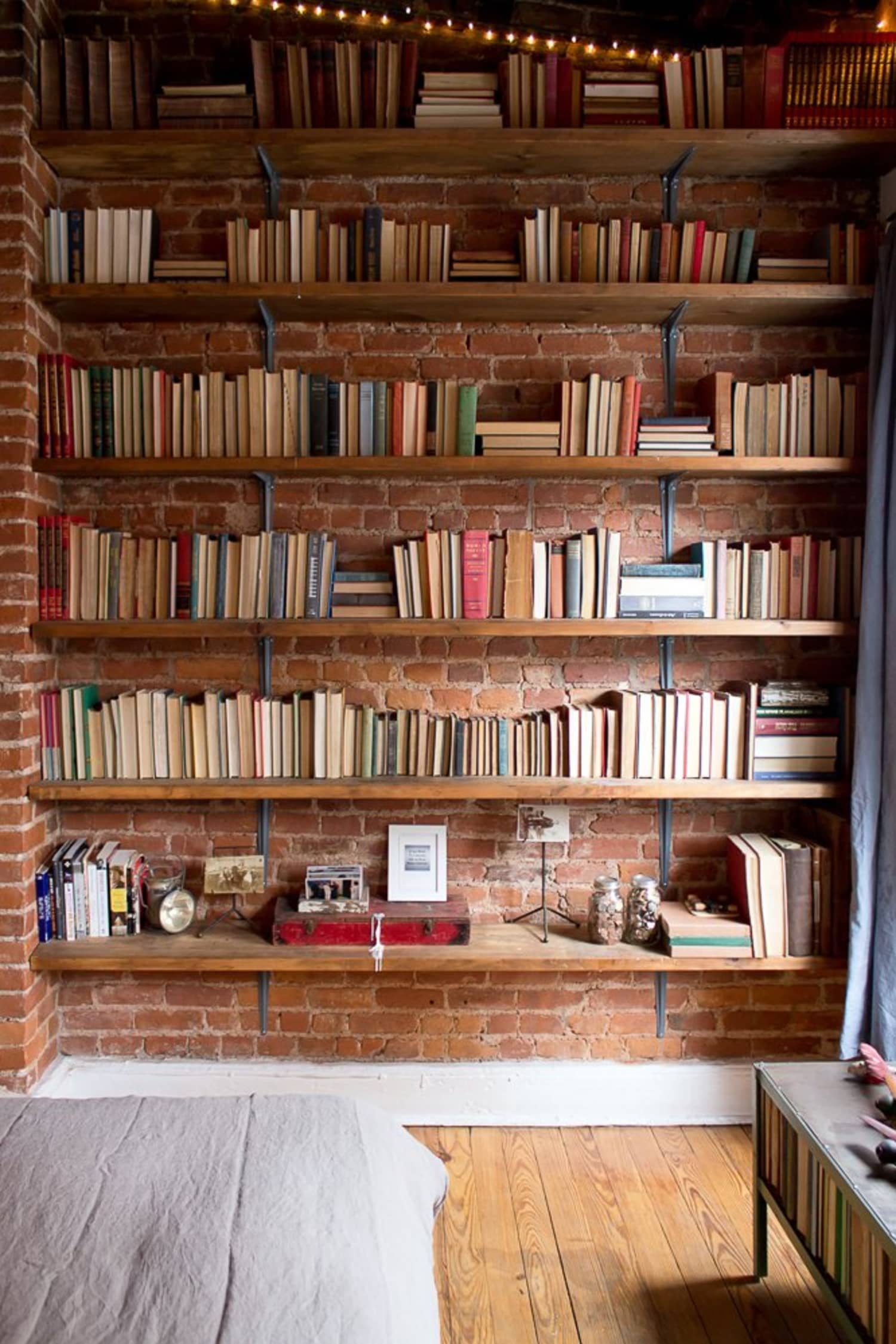 10 Cool Book Storage Ideas How to Store Books in