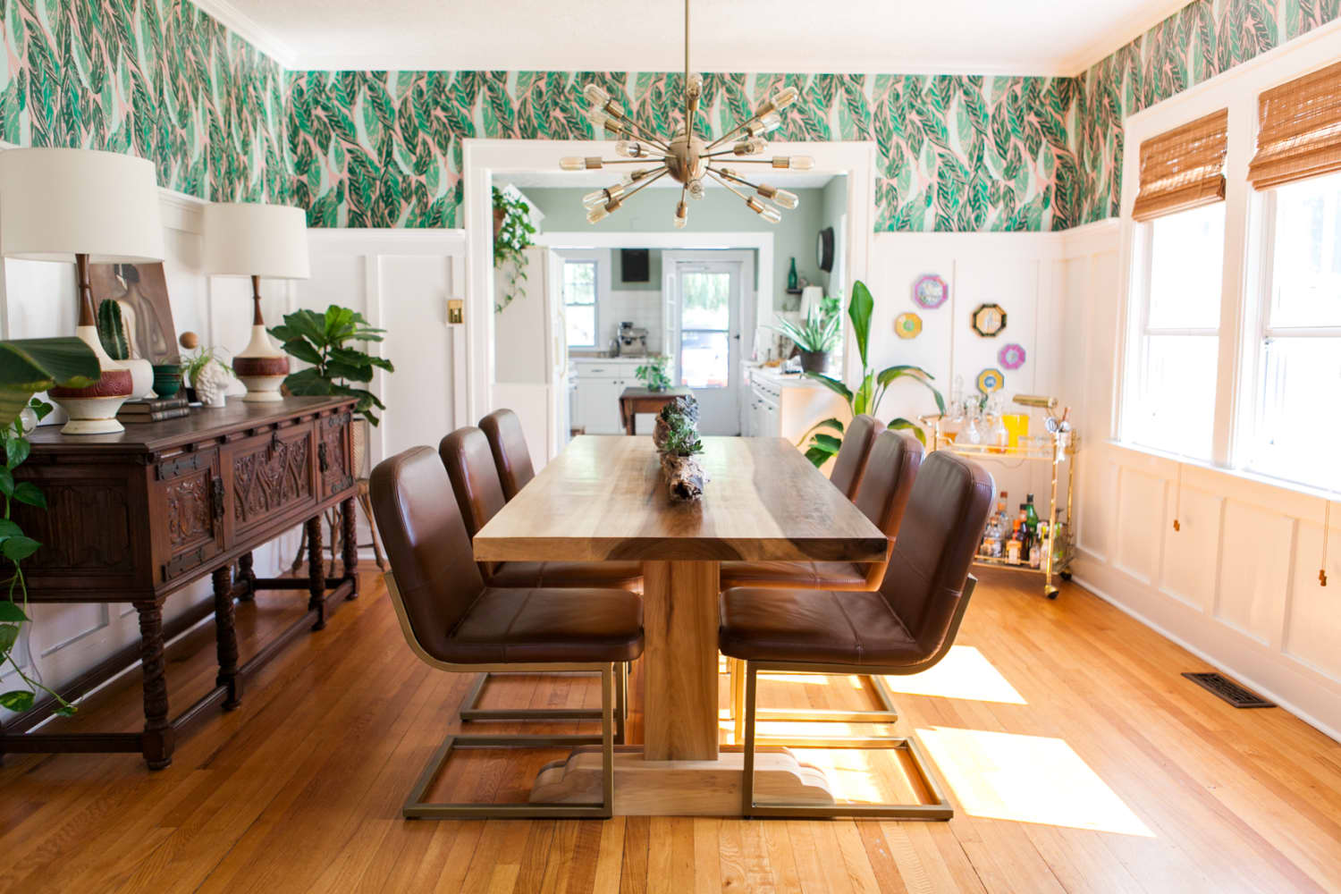 sparkly wallpapers dining room