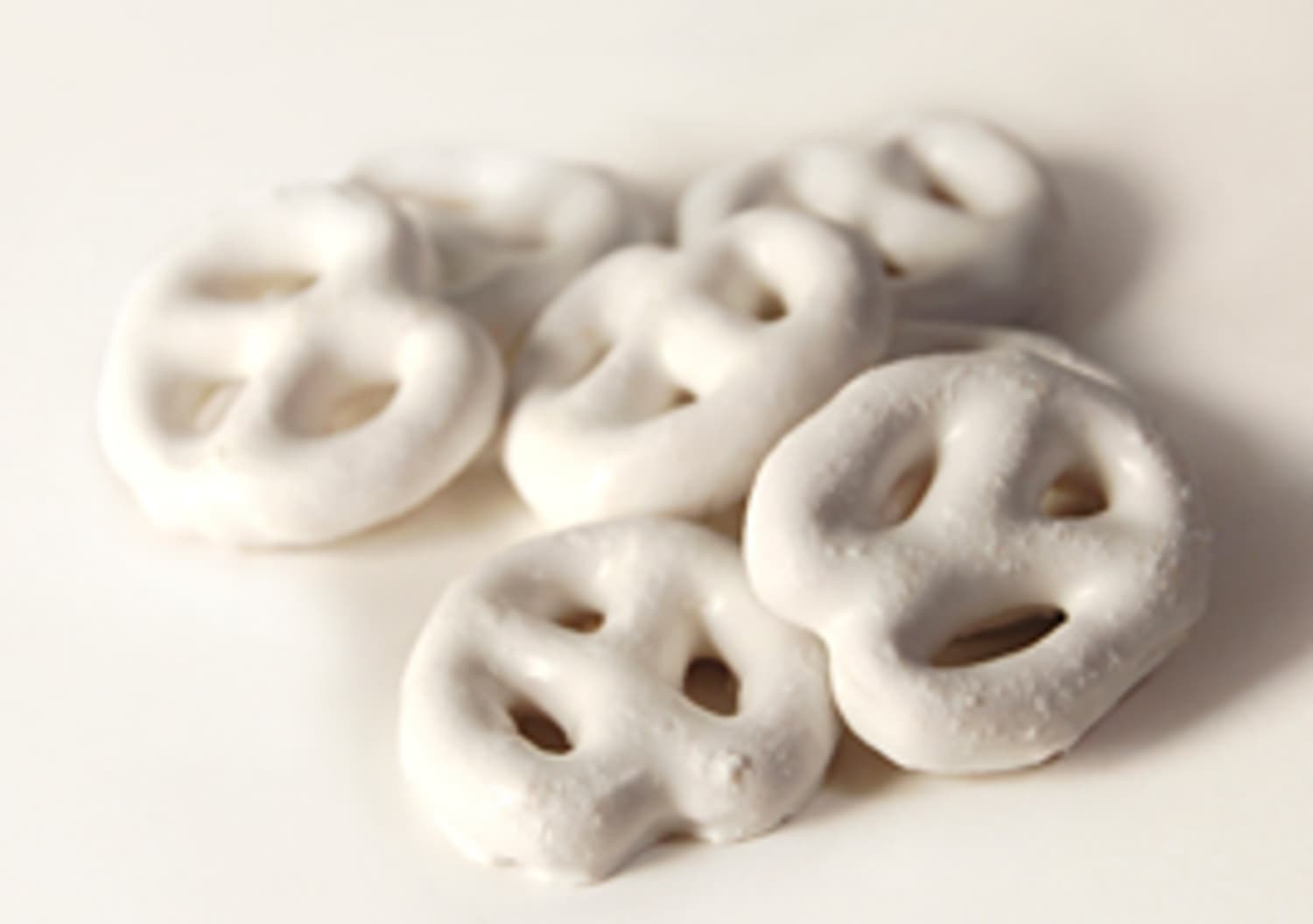 How Do I Make Yogurt Covered Pretzels