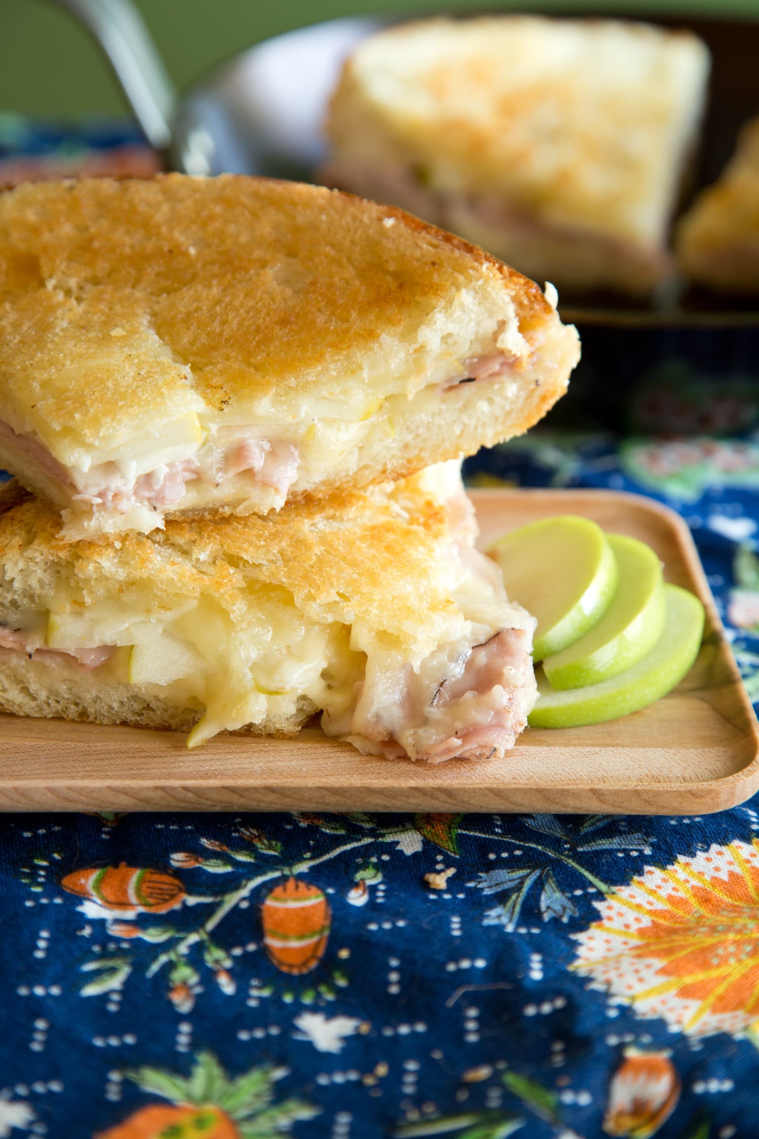 Recipe Giant Skillet Grilled Cheese with Ham and Apple Kitchn